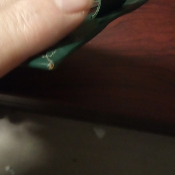 Green Genuine Cowhide Wallet - Picture 13 of 13